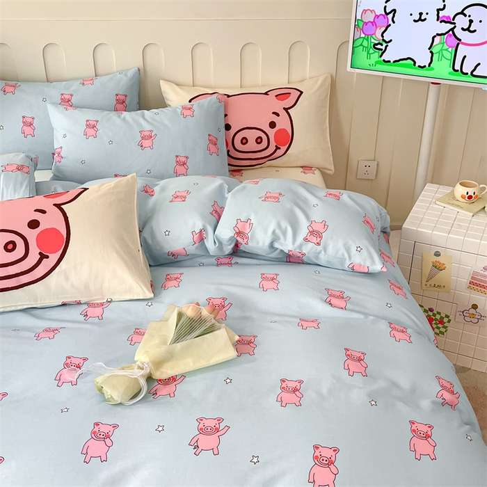 91家纺网 家纺一手货源 找家纺 呗旺鹿  2024新款舒适亲肤全棉40支大平网定位枕萌趣印花卡通四件套 粉小猪