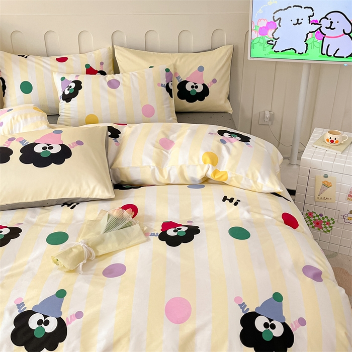 91家纺网 家纺一手货源 找家纺 呗旺鹿  2024新款舒适亲肤全棉40支大平网定位枕萌趣印花卡通四件套 彩色煤球