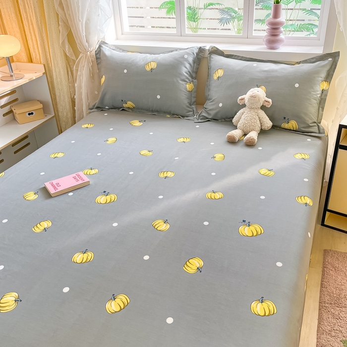 91家纺网 家纺一手货源 找家纺 铭成家纺 2024新款新疆棉喷气印花小清新系列单床单 神秘南瓜-灰