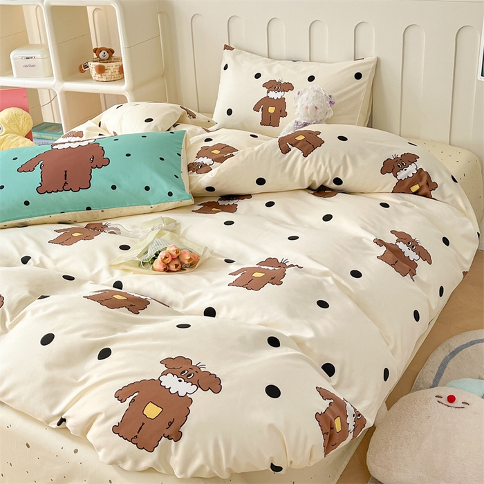 91家纺网 家纺一手货源 找家纺 呗旺鹿  2024新款舒适亲肤全棉40支大平网定位枕萌趣印花卡通四件套 尤克里