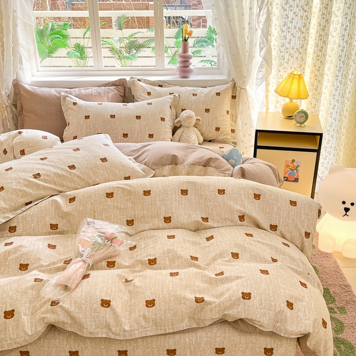 91家纺网 家纺一手货源 找家纺 铭成家纺 2024新款新疆棉喷气印花小清新系列四件套 温暖熊