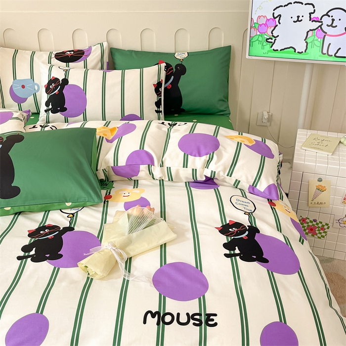 91家纺网 家纺一手货源 找家纺 呗旺鹿  2024新款舒适亲肤全棉40支大平网定位枕萌趣印花卡通四件套 猫咪精灵