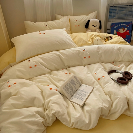 91家纺网 家纺一手货源 找家纺 （总）红嘴企鹅 2025新款全棉卡通毛巾绣四件套