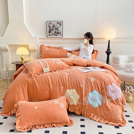 可以家居 2024新款高克重全消光绣花四件套-潘多拉 爱玛橙