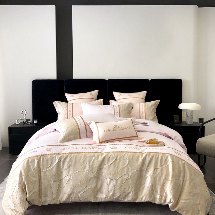 91家纺网 家纺一手货源 找家纺 卡姿家纺 2024新款秋冬优雅刺绣四件-茱丽叶 茱丽叶-微微紫