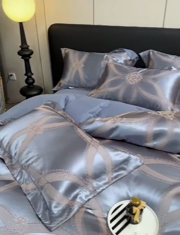 91家纺网 家纺一手货源 找家纺 三沁2024网红直播爆款全棉高精密色织贡缎提花镂空系列四件套 海蓝之谜