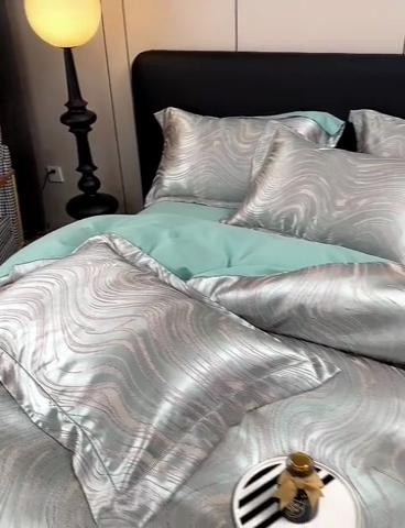 91家纺网 家纺一手货源 找家纺 三沁2024网红直播爆款全棉高精密色织贡缎提花镂空系列四件套 流金岁月