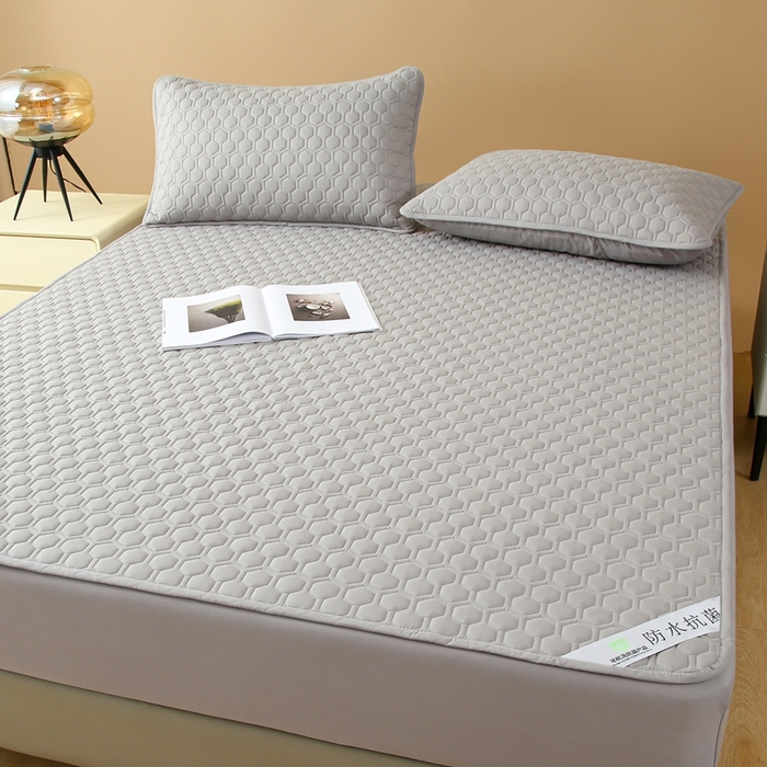 91家纺网 家纺一手货源 找家纺 老帅的工厂店  2025新款夹棉纯色防水床垫 浅灰