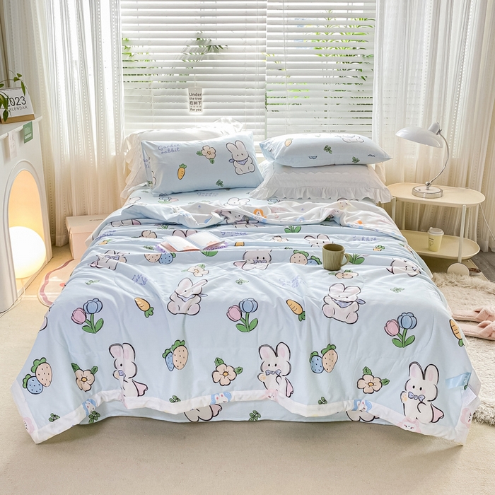 91家纺网 家纺一手货源 找家纺 莱宁被业 2024新款喷气全棉正反纯棉印花夏凉被全棉夏被四件套 a萝卜兔蓝
