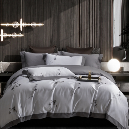 91家纺网 家纺一手货源 找家纺 121 2024新款拼角款长绒棉印花婚庆四件套 迷雾苍兰-浅灰