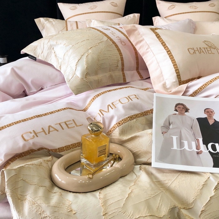 91家纺网 家纺一手货源 找家纺 卡姿家纺 2024新款秋冬优雅刺绣四件-茱丽叶 茱丽叶-微微紫