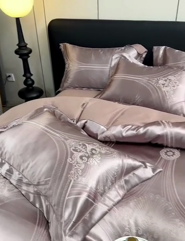 91家纺网 家纺一手货源 找家纺 三沁2024网红直播爆款全棉高精密色织贡缎提花镂空系列四件套 华光溢彩