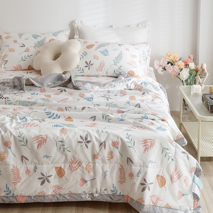 91家纺网 家纺一手货源 找家纺 莱宁被业 2024新款全棉宽幅喷气印花夏被 朵拉花园