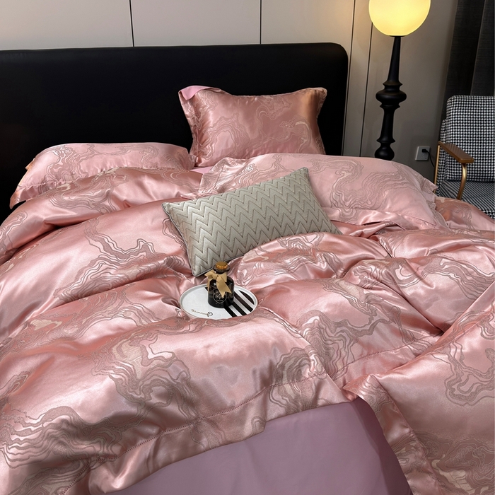 91家纺网 家纺一手货源 找家纺 三沁2024网红直播爆款全棉高精密色织贡缎提花镂空系列四件套 粉黛佳人