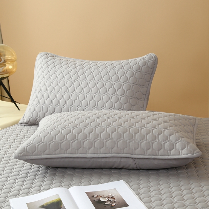 91家纺网 家纺一手货源 找家纺 老帅的工厂店  2025新款夹棉纯色防水床垫 浅灰