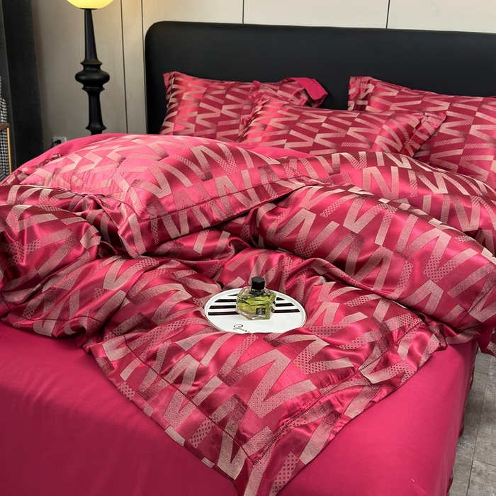 91家纺网 家纺一手货源 找家纺 三沁2024网红直播爆款全棉高精密色织贡缎提花镂空系列四件套 杜迪安