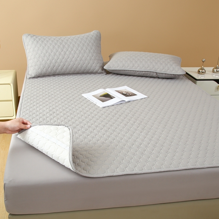 91家纺网 家纺一手货源 找家纺 老帅的工厂店  2025新款夹棉纯色防水床垫 浅灰