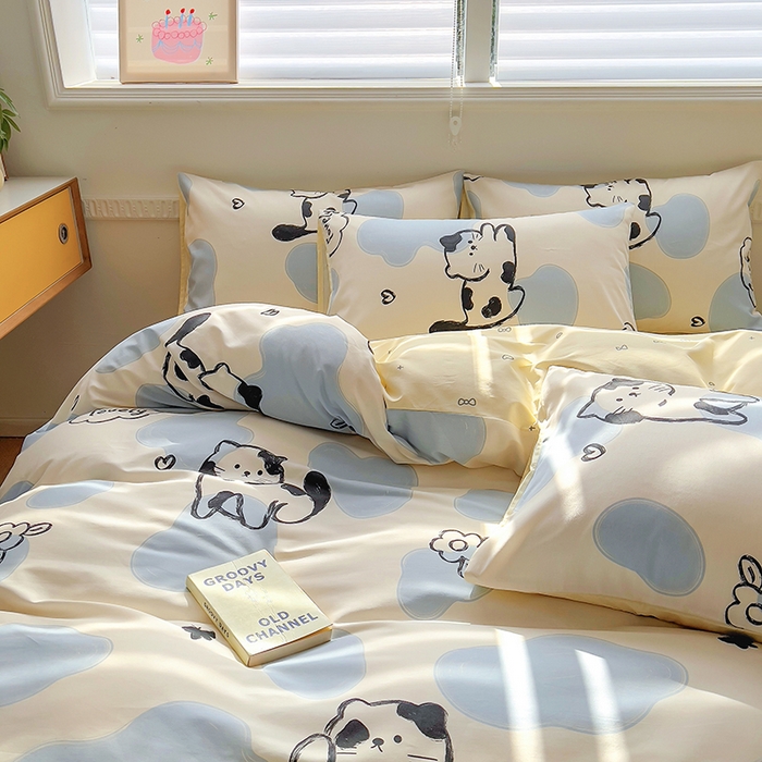 91家纺网 家纺一手货源 找家纺 百寐2024新款小清新碎花卡通13372全棉四件套纯棉床单床笠款 奶牛猫