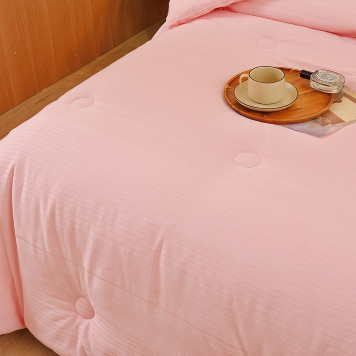 91家纺网 家纺一手货源 找家纺 启优家纺 2024新款全棉羽丝绒被子 粉色