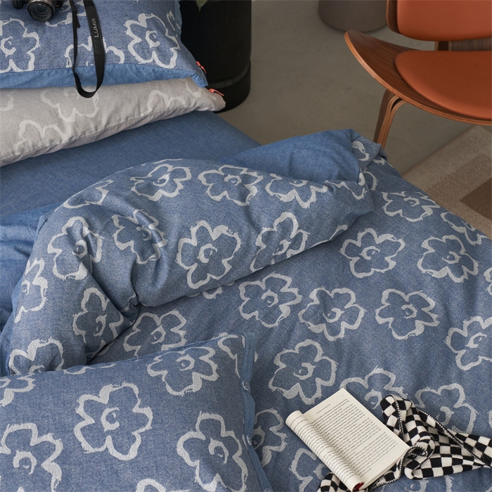 91家纺网 家纺一手货源 找家纺 安莱生活 2024新款双层纱大提花悠然纽扣宽边工艺款 悠然-深蓝