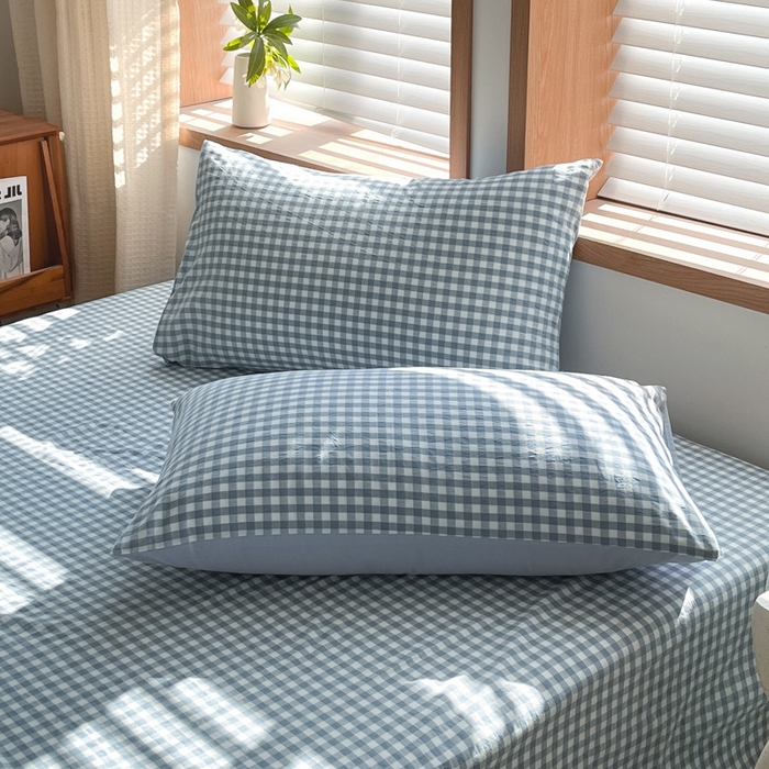 91家纺网 家纺一手货源 找家纺 启程家纺 2026新款全棉A类水洗棉多规格四件套单品-单枕套 浅蓝小格