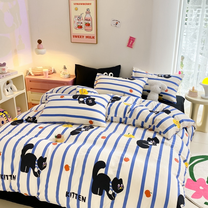 91家纺网 家纺一手货源 找家纺 葡萄家 2024新款双层纱云柔水洗棉萌趣卡通系列四件套（提供买家秀联系客服） 蓝小猫