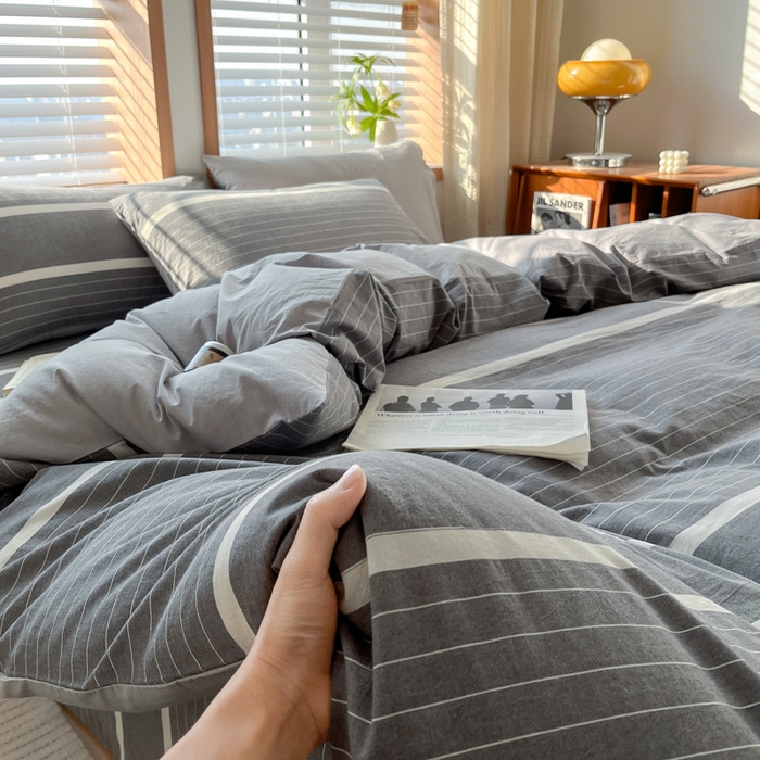 91家纺网 家纺一手货源 找家纺 启程家纺 2026新款全棉A类水洗棉多规格四件套单品-四件套 深灰条