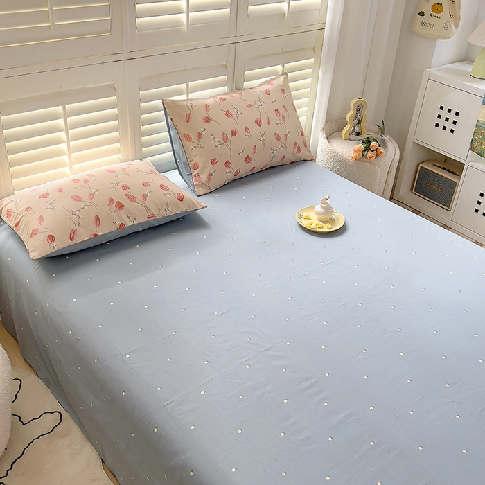 91家纺网 家纺一手货源 找家纺 百寐2024新款小清新碎花卡通13372全棉四件套纯棉床单床笠款 香约