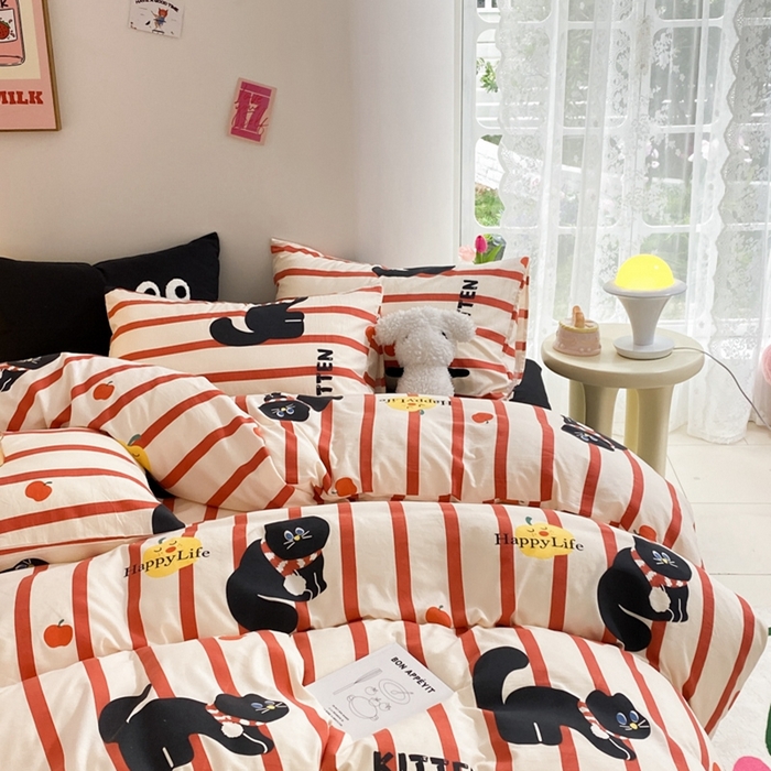 91家纺网 家纺一手货源 找家纺 葡萄家 2024新款双层纱云柔水洗棉萌趣卡通系列四件套（提供买家秀联系客服） 红小猫