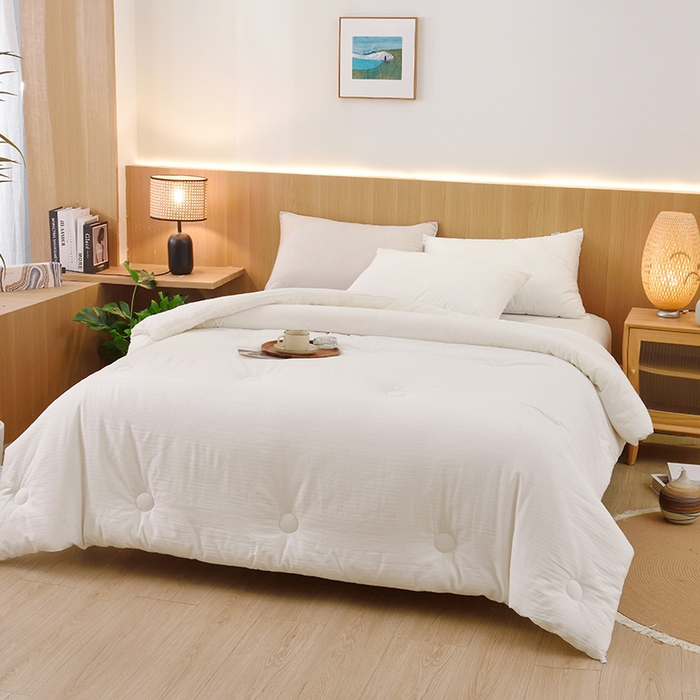 91家纺网 家纺一手货源 找家纺 启优家纺 2024新款全棉羽丝绒被子 白色