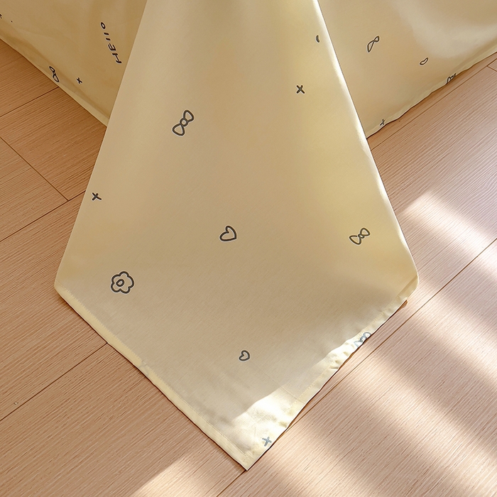 91家纺网 家纺一手货源 找家纺 百寐2024新款小清新碎花卡通13372全棉四件套纯棉床单床笠款 奶牛猫