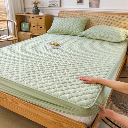 91家纺网 家纺一手货源 找家纺 席世家 2024新款40支全棉四叶花夹棉床笠 清风绿