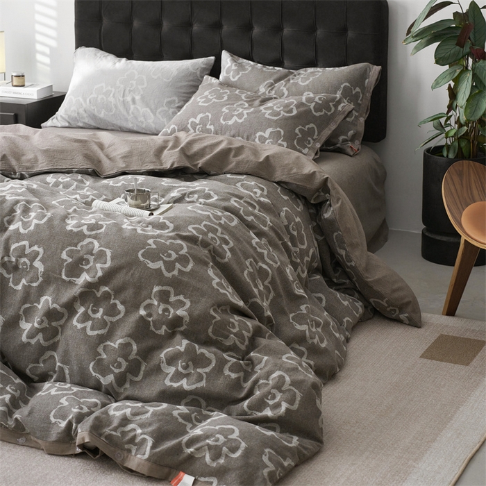 91家纺网 家纺一手货源 找家纺 安莱生活 2024新款双层纱大提花悠然纽扣宽边工艺款 悠然-浅灰