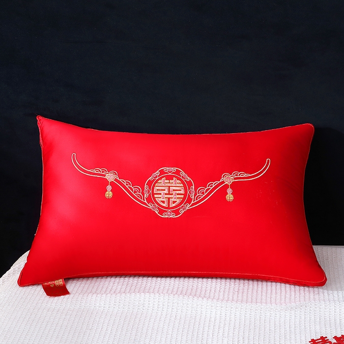 91家纺网 家纺一手货源 找家纺 糖果枕芯 2024新款婚庆枕芯枕头随礼陪嫁枕芯 喜结连理