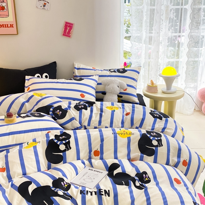 91家纺网 家纺一手货源 找家纺 葡萄家 2024新款双层纱云柔水洗棉萌趣卡通系列四件套（提供买家秀联系客服） 蓝小猫