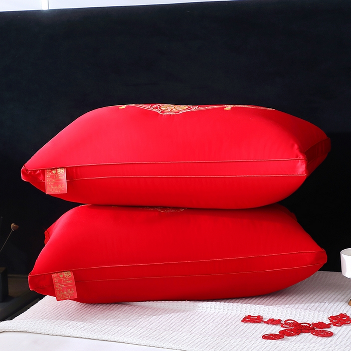 91家纺网 家纺一手货源 找家纺 糖果枕芯 2024新款婚庆枕芯枕头随礼陪嫁枕芯 喜结连理
