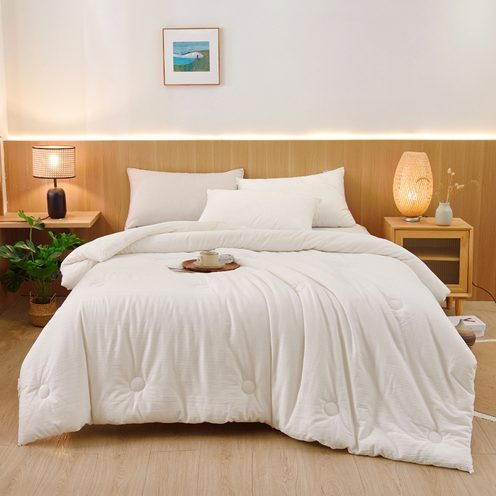 91家纺网 家纺一手货源 找家纺 启优家纺 2024新款全棉羽丝绒被子 白色