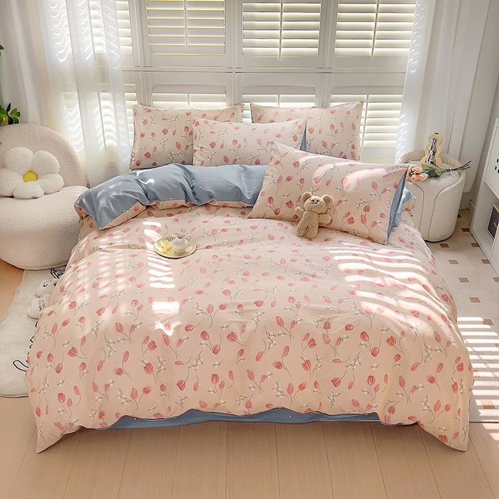 91家纺网 家纺一手货源 找家纺 百寐2024新款小清新碎花卡通13372全棉四件套纯棉床单床笠款 香约