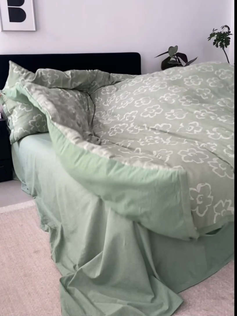 91家纺网 家纺一手货源 找家纺 安莱生活 2024新款双层纱大提花悠然纽扣宽边工艺款 悠然-嫩绿