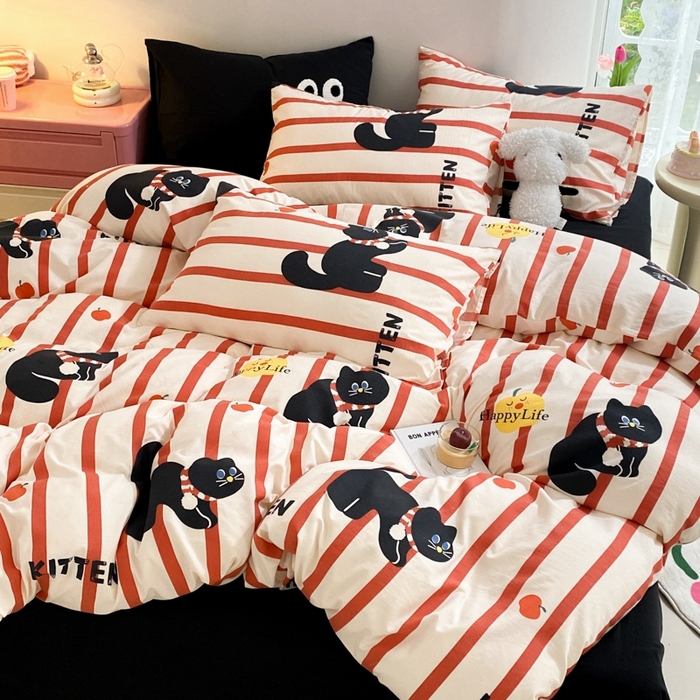 91家纺网 家纺一手货源 找家纺 葡萄家 2024新款双层纱云柔水洗棉萌趣卡通系列四件套（提供买家秀联系客服） 红小猫