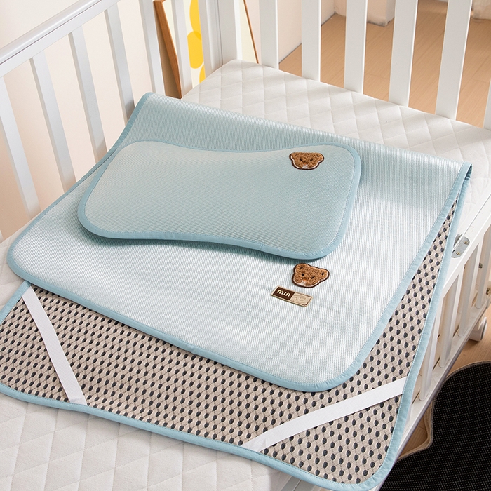 91家纺网 家纺一手货源 找家纺 小芽家居 2024新品贴布绣凉席 小熊（水蓝）