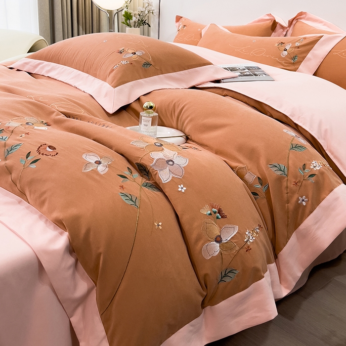 91家纺网 家纺一手货源 找家纺 欧冠家纺 2024新款四季款锦棉绣花盛夏光年四件套 盛夏光年-胭脂橙