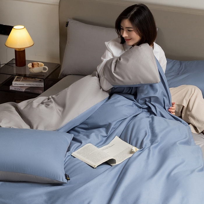 91家纺网 家纺一手货源 找家纺 澳梵家居 2024新款60支全棉纯色双拼金标款四件套-素写繁华系列 莱茵蓝-椰子灰