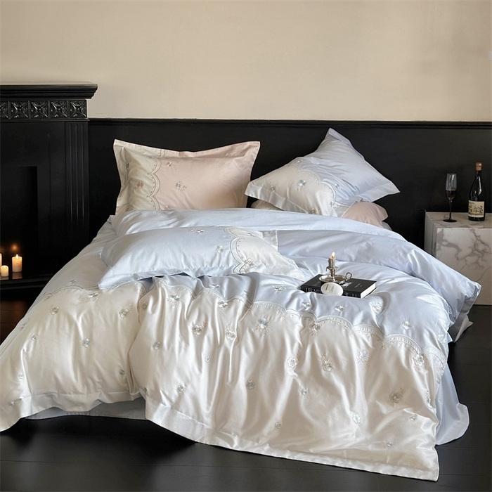 91家纺网 家纺一手货源 找家纺 鹿班家居 2024新款100S长绒棉刺绣系列四件套-焦糖落霞 场景二 琉璃蓝 标准会员-20