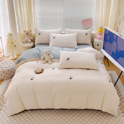 91家纺网 家纺一手货源 找家纺 KA家纺 2025春夏新品全棉绣花四件套-丫丫系列 丫丫奶昔白