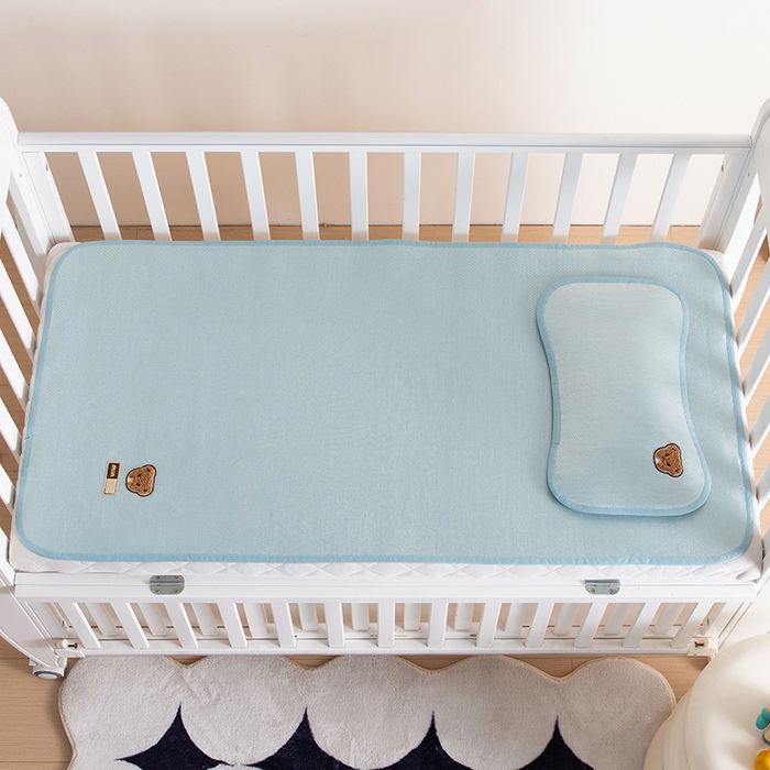 91家纺网 家纺一手货源 找家纺 小芽家居 2024新品贴布绣凉席 小熊（水蓝）