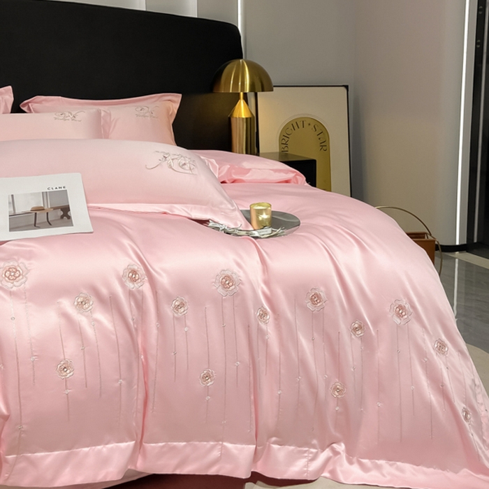 91家纺网 家纺一手货源 找家纺 欧冠家纺 2024新款水洗真丝绣花爱媛四件套 爱媛-樱花粉