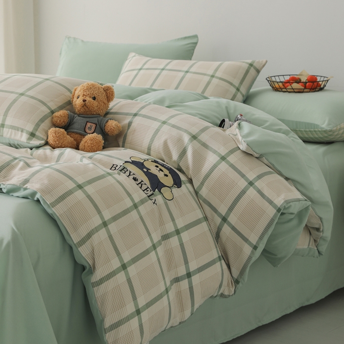 91家纺网 家纺一手货源 找家纺 潮邦创意家居 2025新款春夏亲肤水洗棉刺绣四件套-贝恩熊 贝恩熊-英伦绿