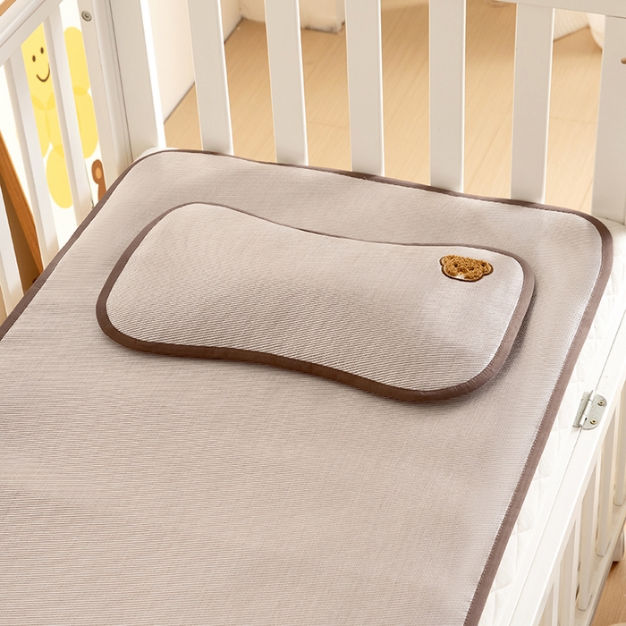 91家纺网 家纺一手货源 找家纺 小芽家居 2024新品贴布绣凉席 小熊（香槟）