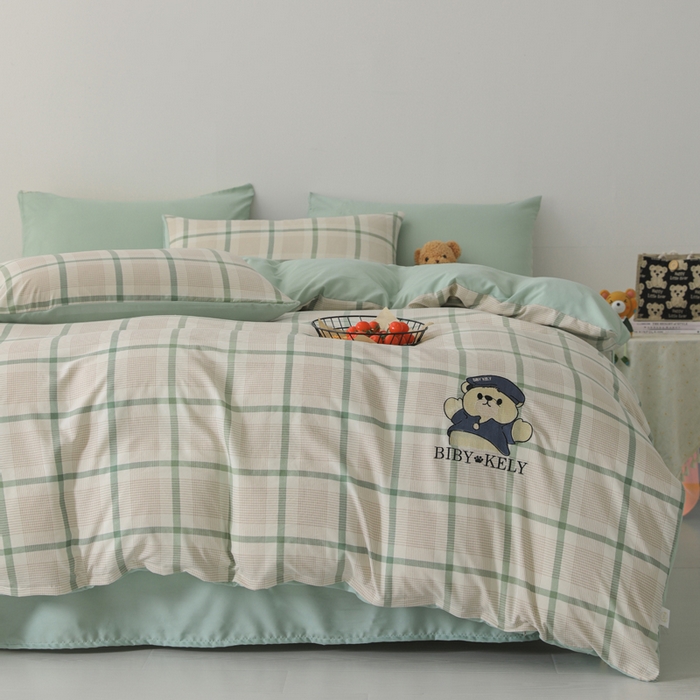 91家纺网 家纺一手货源 找家纺 潮邦创意家居 2025新款春夏亲肤水洗棉刺绣四件套-贝恩熊 贝恩熊-英伦绿